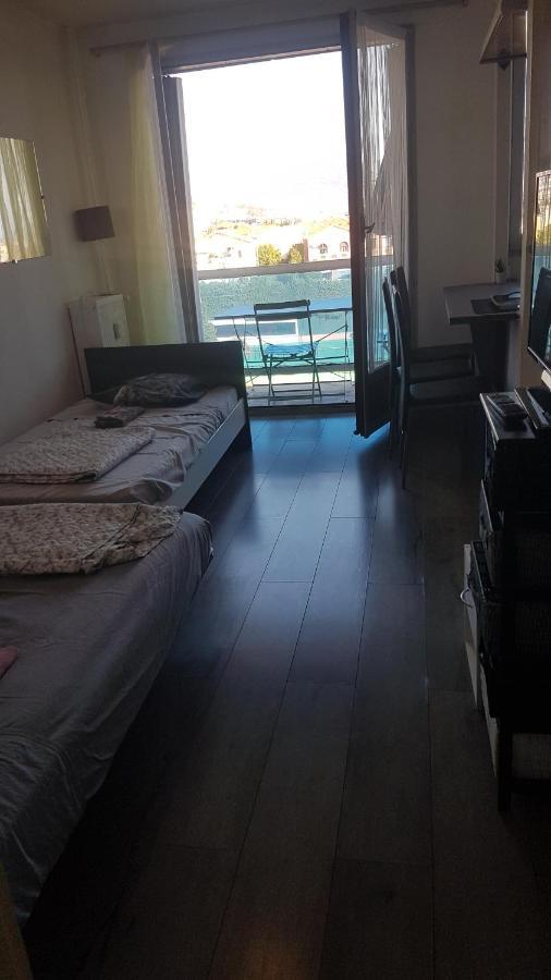Apartamento Studio 3 Personnes Jolie Vue Proche Gare 11 Ave Paul Arene Niza Exterior foto